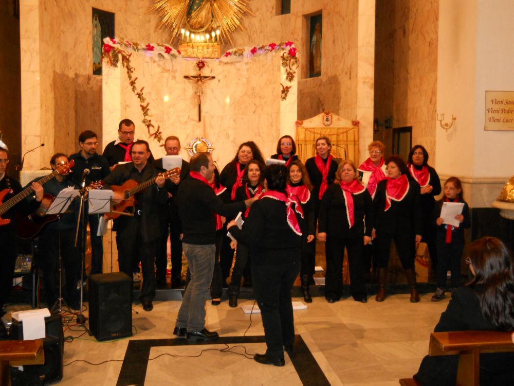 4-1-2012-coro-natalizio-0046