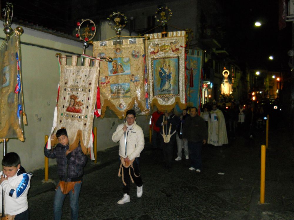 8-12-2011-messa-processione-110