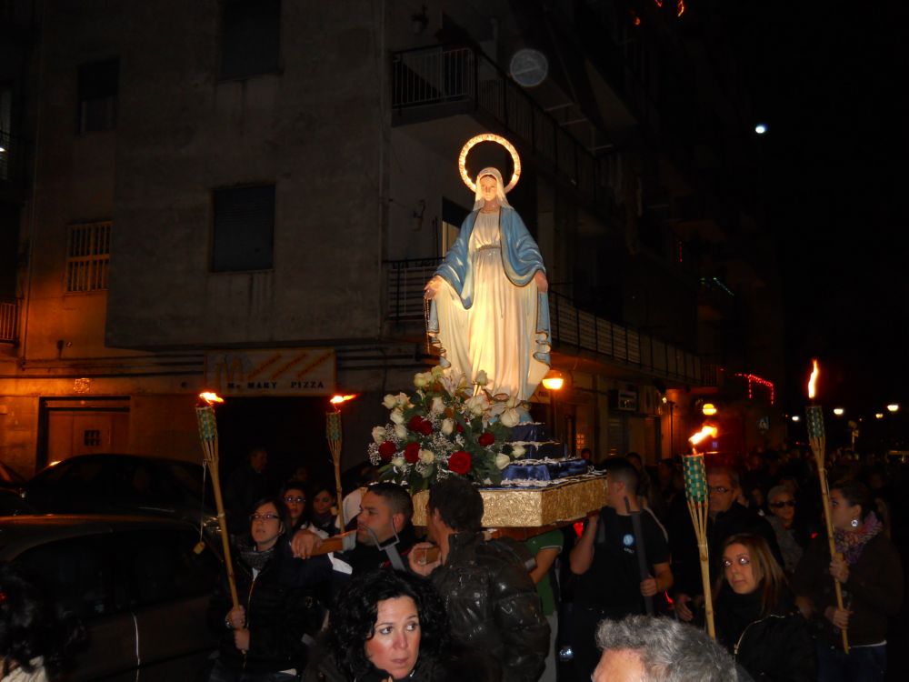 8-12-2011-messa-processione-120