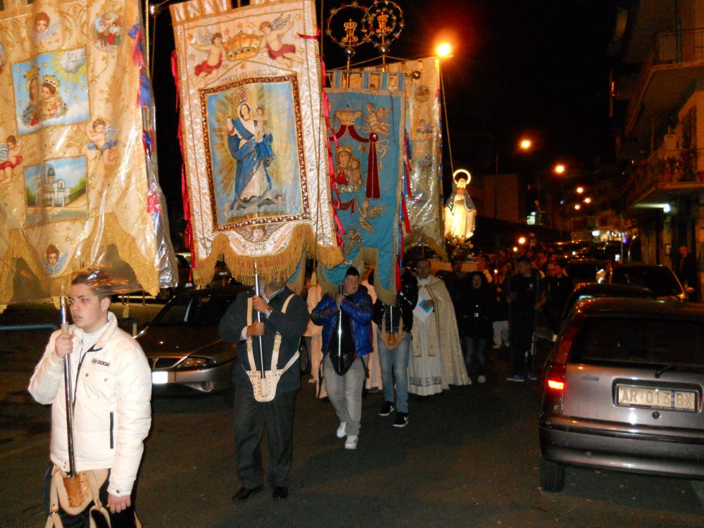 8-12-2011-messa-processione-136