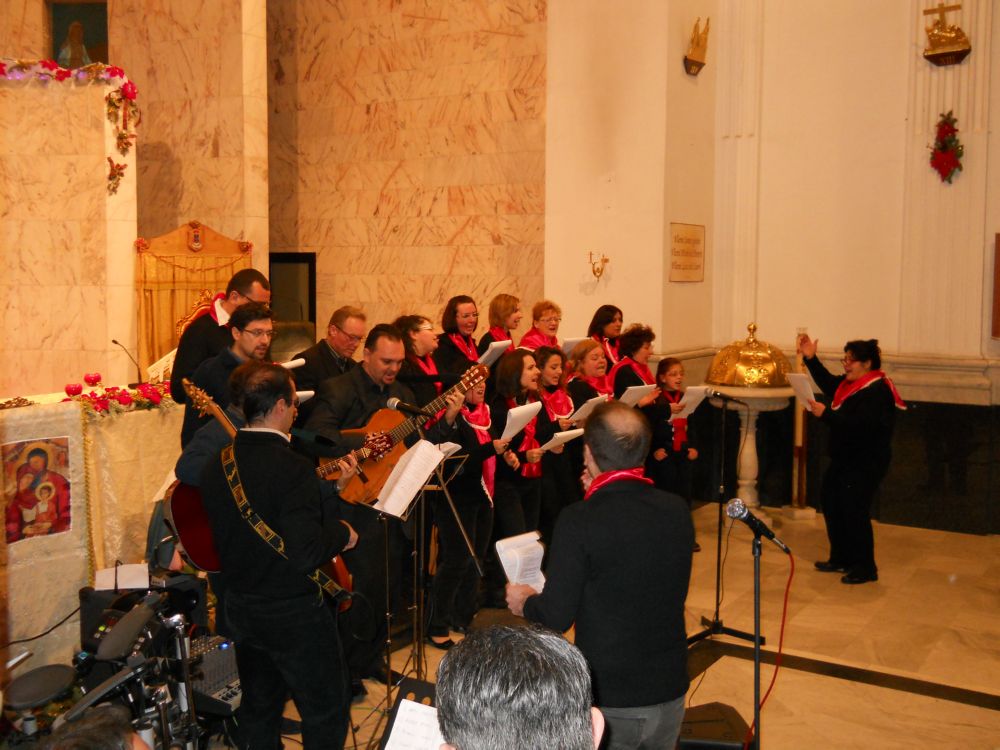 4-1-2012-coro-natalizio-0041