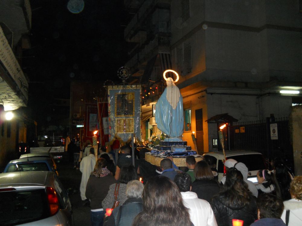8-12-2011-messa-processione-124