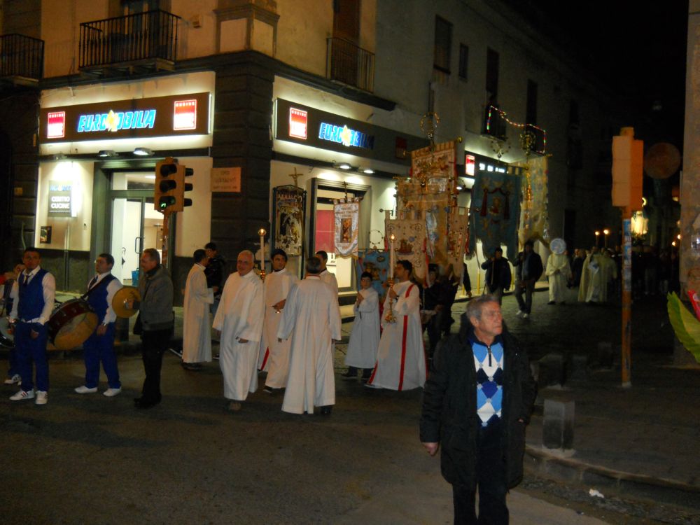 8-12-2011-messa-processione-149