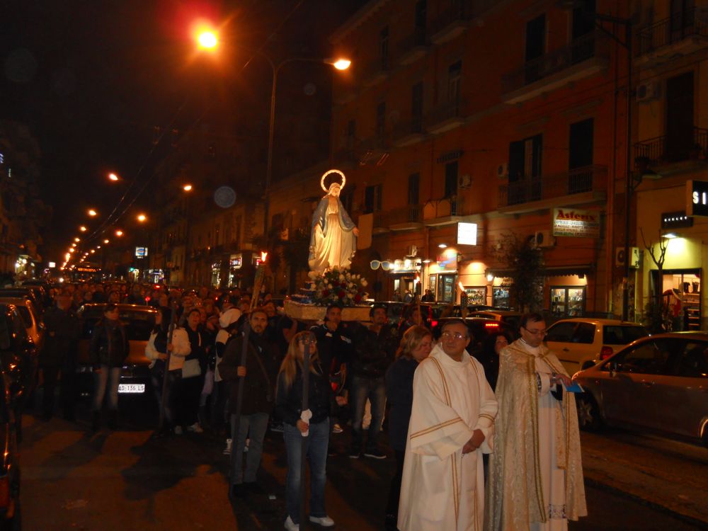 8-12-2011-messa-processione-166